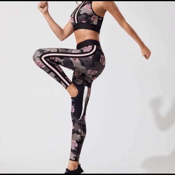 Ultracor Flower Camo Leggings, Compression - Picture 7 of 12